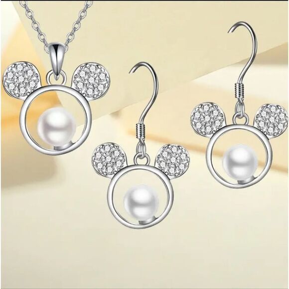 Silver Elegant MICKEY Mouse Pearl Necklace with Earrings - Picture 1 of 5